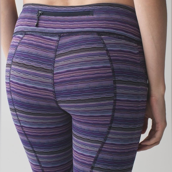 Lululemon Pace Rival Crop Space Dye Twist Leggings 6 Purple Stripe Pockets EUC - Picture 11 of 13